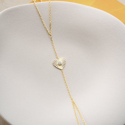 Bracelet de sahmeran détaillé en pierre de cœur