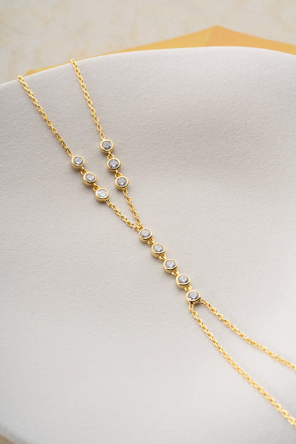 Pierre ronde détaillée en or şahmeran