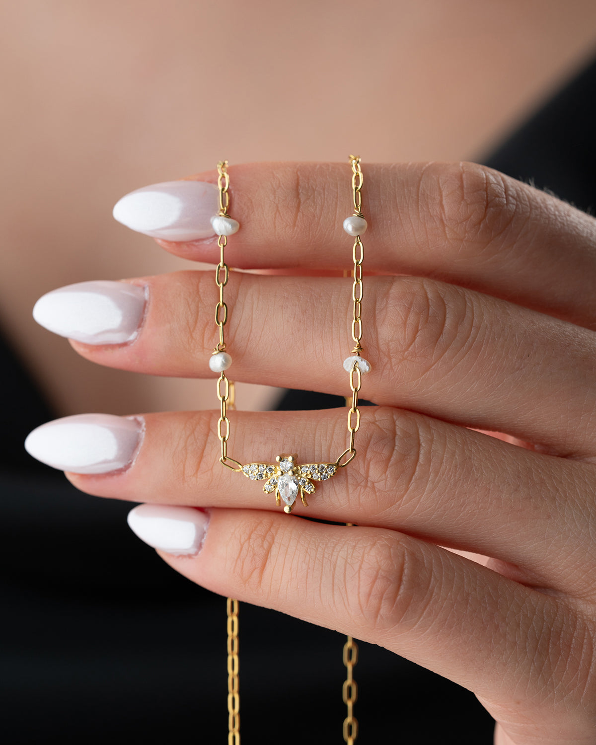 Collier en argent perlé perle bee