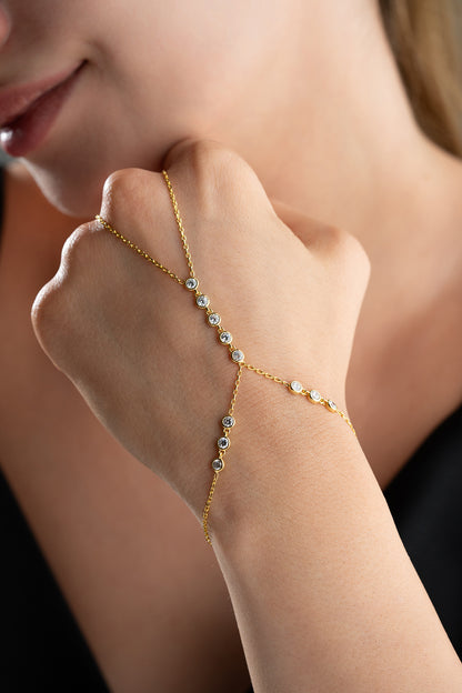 Pierre ronde détaillée en or şahmeran