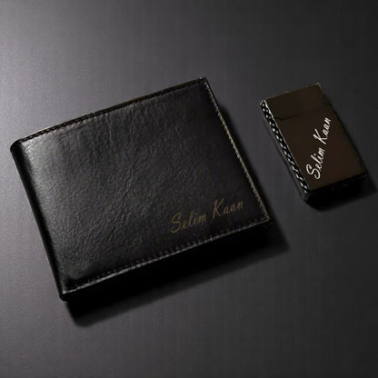 Nom du portefeuille en cuir écrit et un ensemble cadeau plus léger