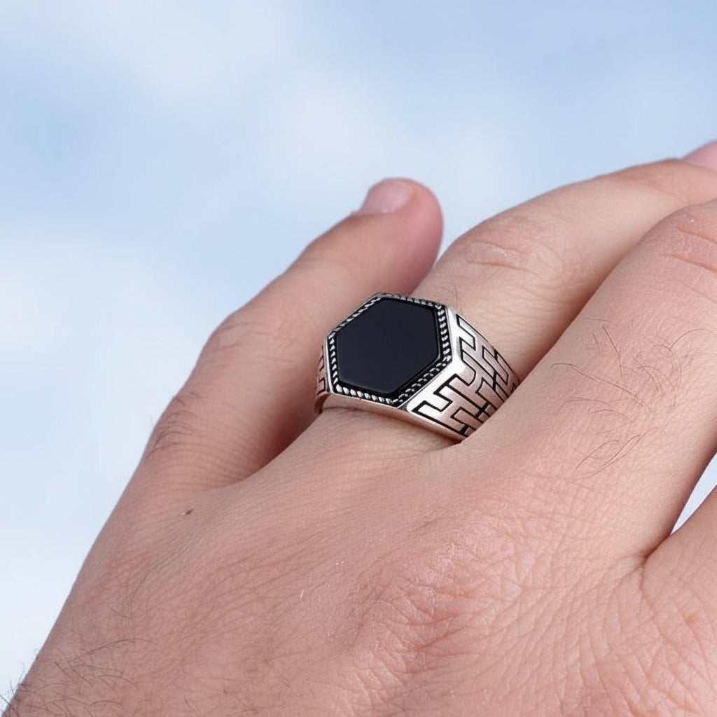 Siyah Oniks Tasli Erkek Gumus Yuzuk
