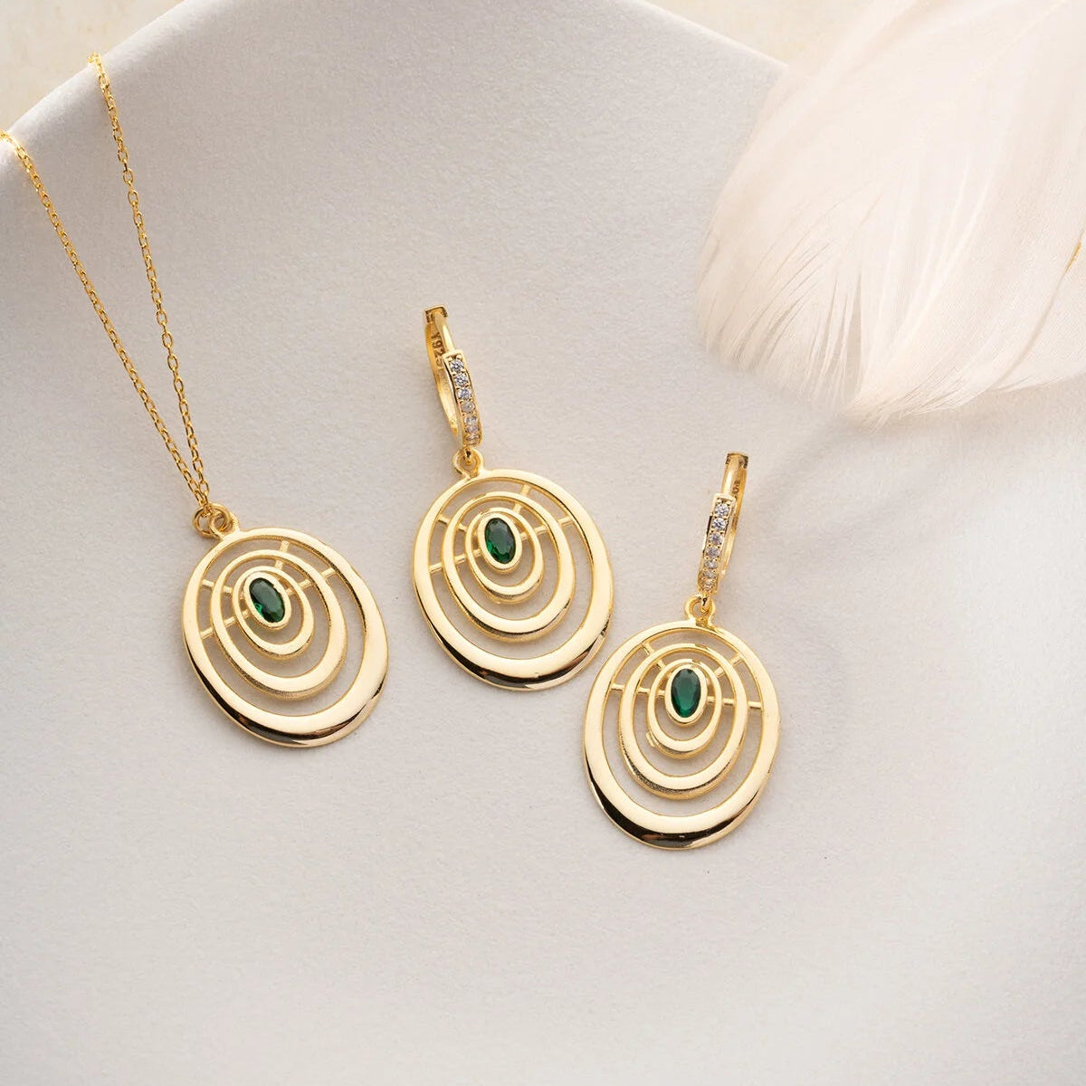 Set mit Ringen und Grünem Ovalstein 925 Silber