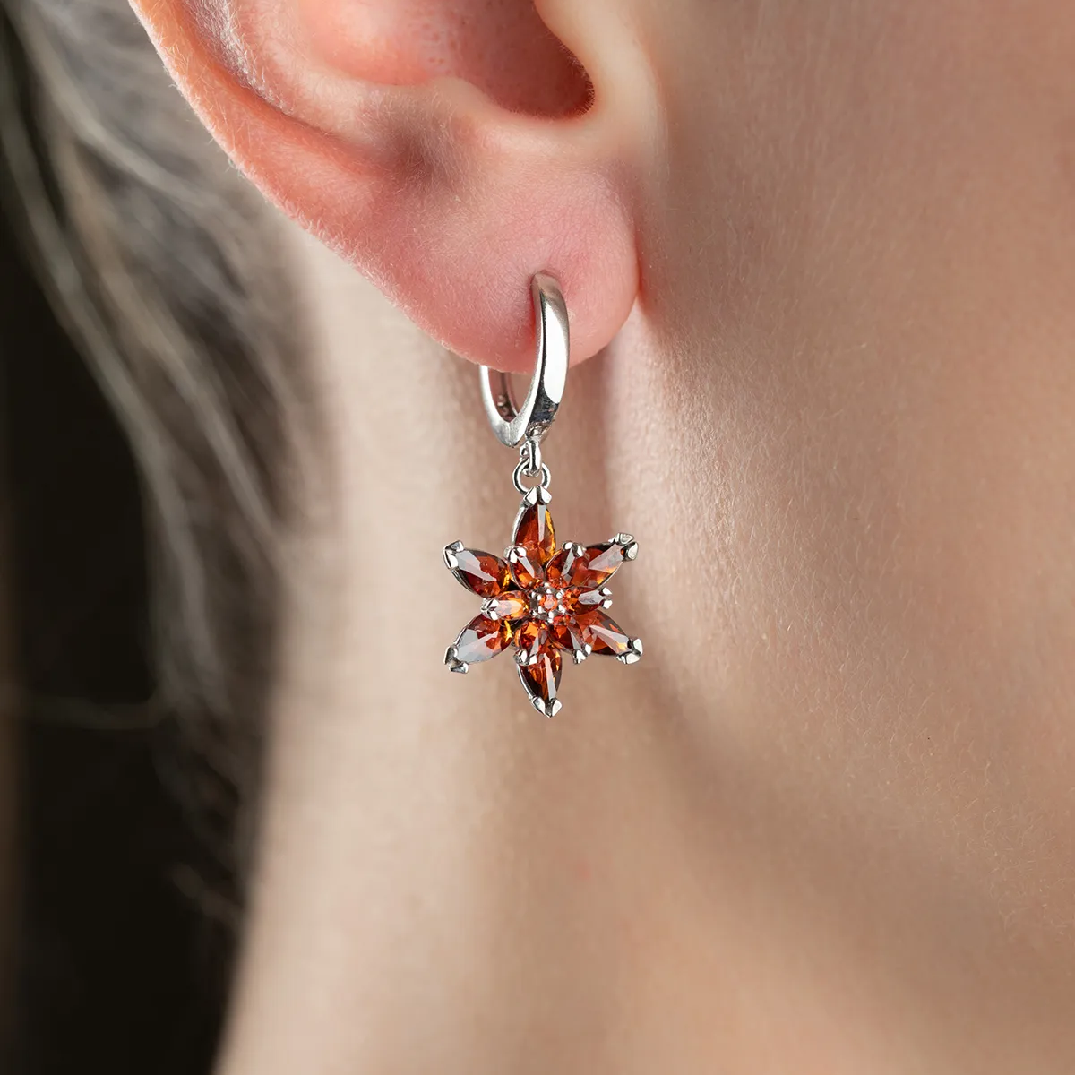 925 Sterling Silver Garnet Earrings
