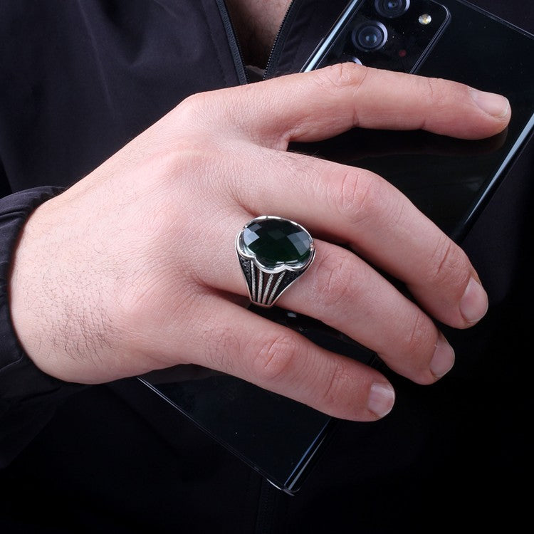 Emerald Glow 925 Sterling Silver Men's Ring