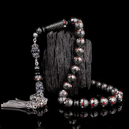 Handgefertigte Kuka-Gebetskette mit 10 mm Perlen – Silbergravur & rot-weiße Emaille

