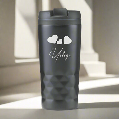 Cup thermos noir nommé personnalisé nommé