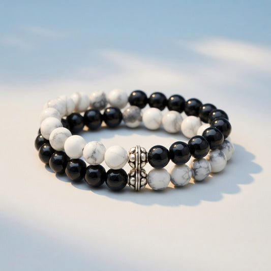 ONYCS NATURELS ET BRACELET DE PIÈCES SILTS PIELS TATLIT